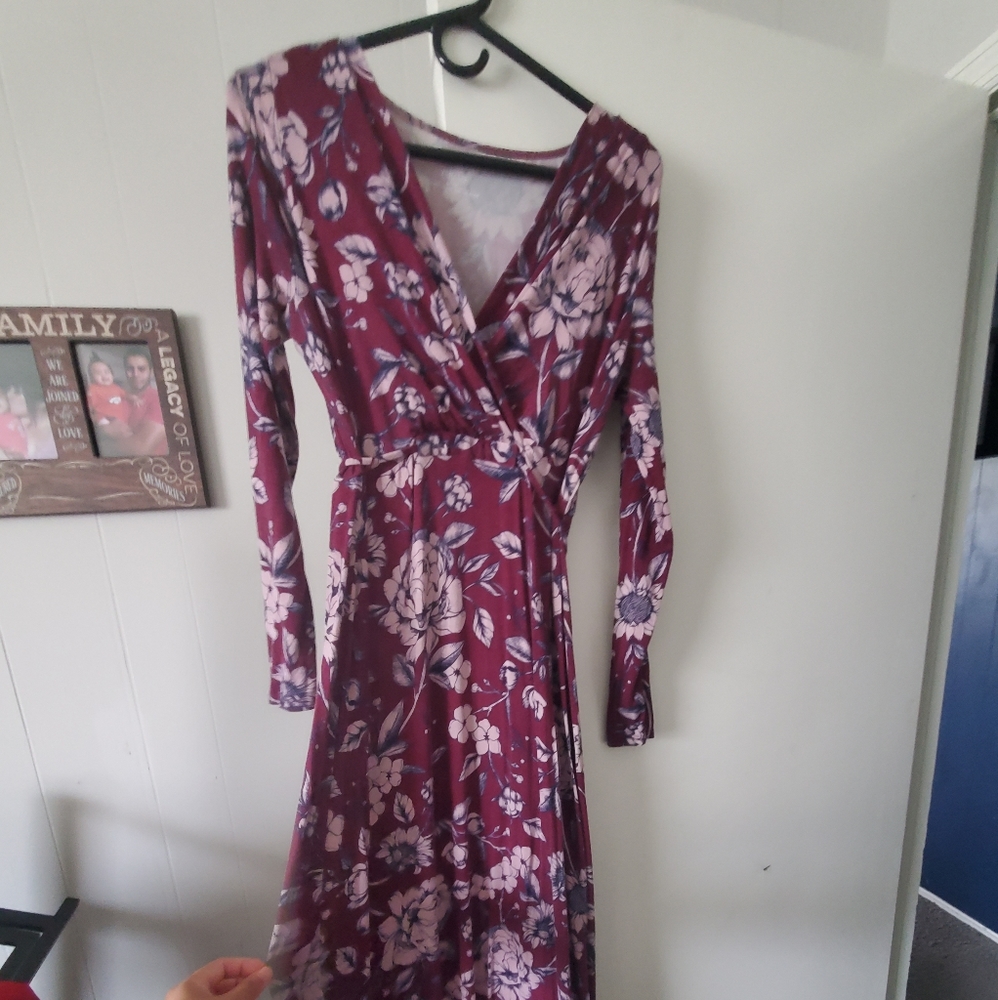 Motherhood Maternity size small